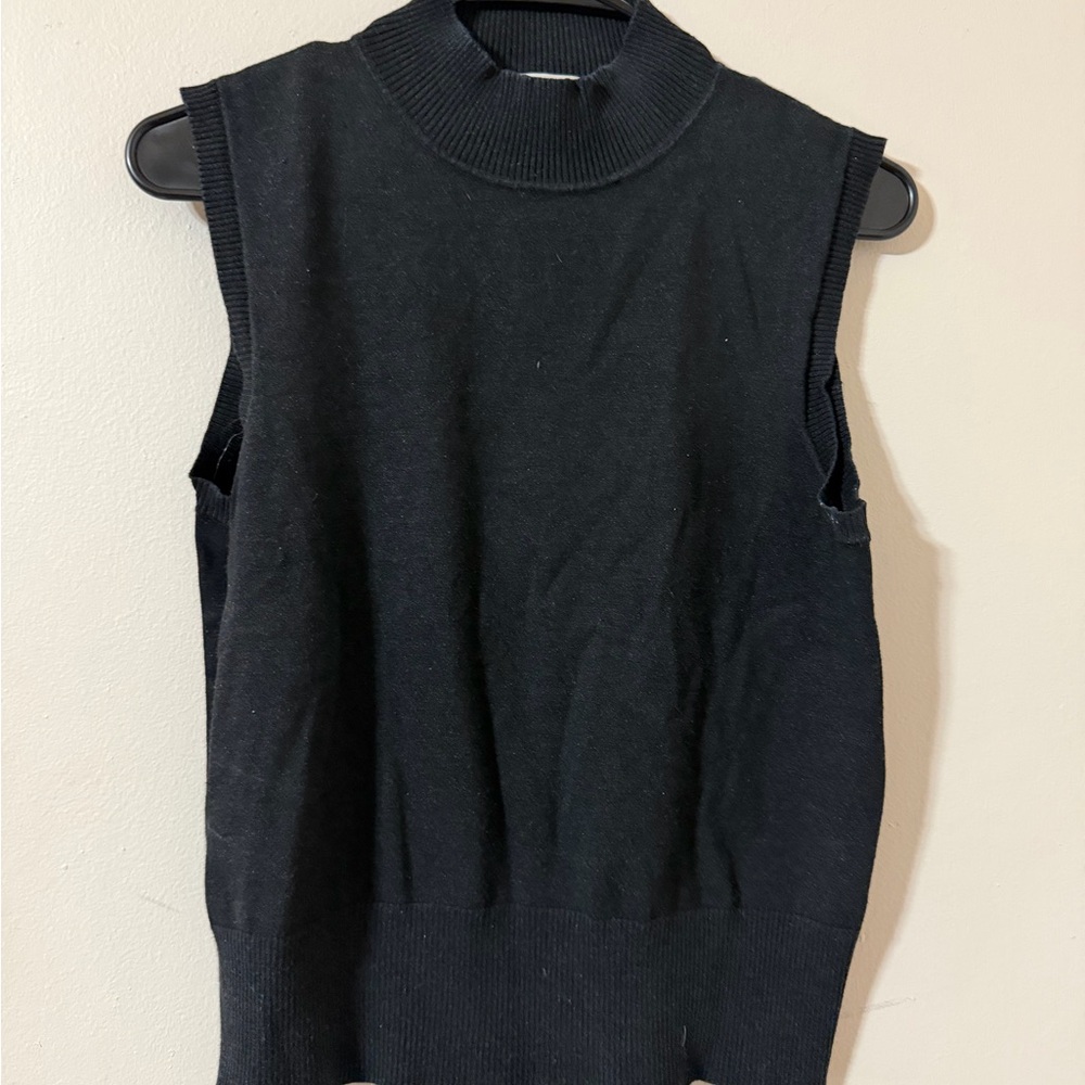 Chic Black Sleeveless Women's Tank Top